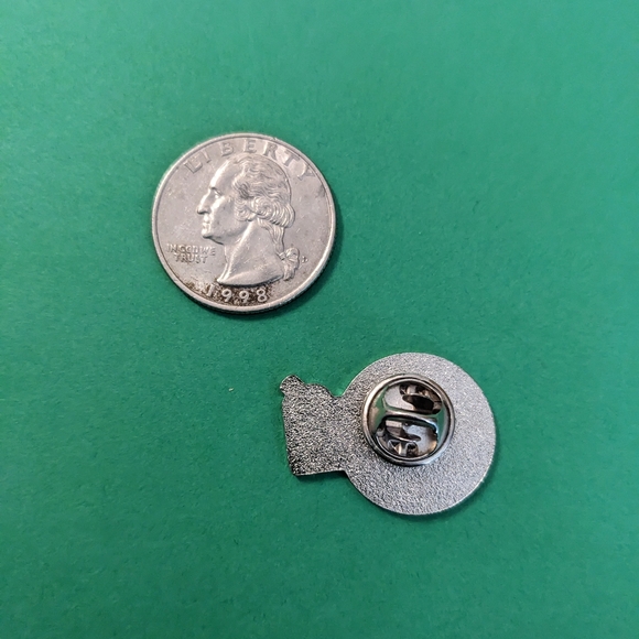 Record / Turntable Metal Pin ❤ - Picture 2 of 3